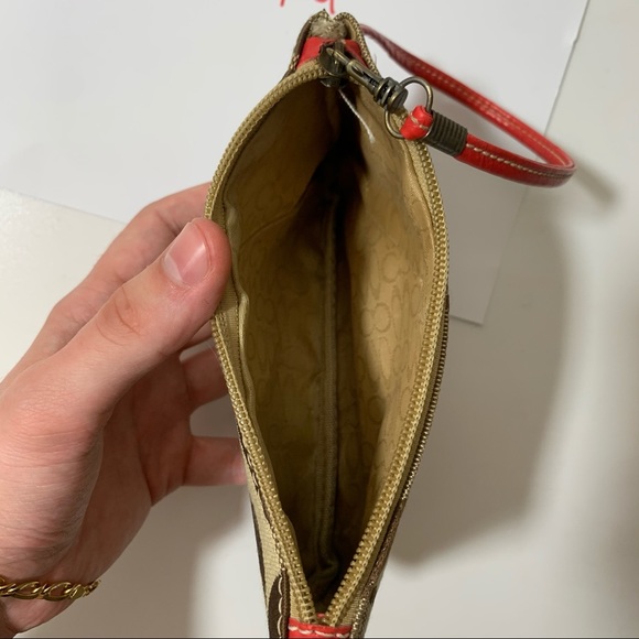 Coach Zip-Up Wristlet in Khaki with Red trim - Picture 3 of 4